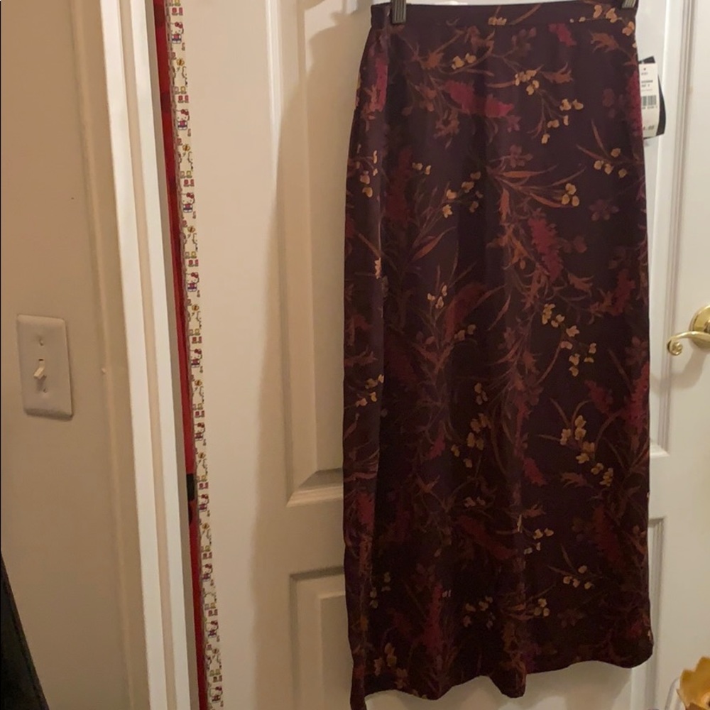 Women’s Skirt